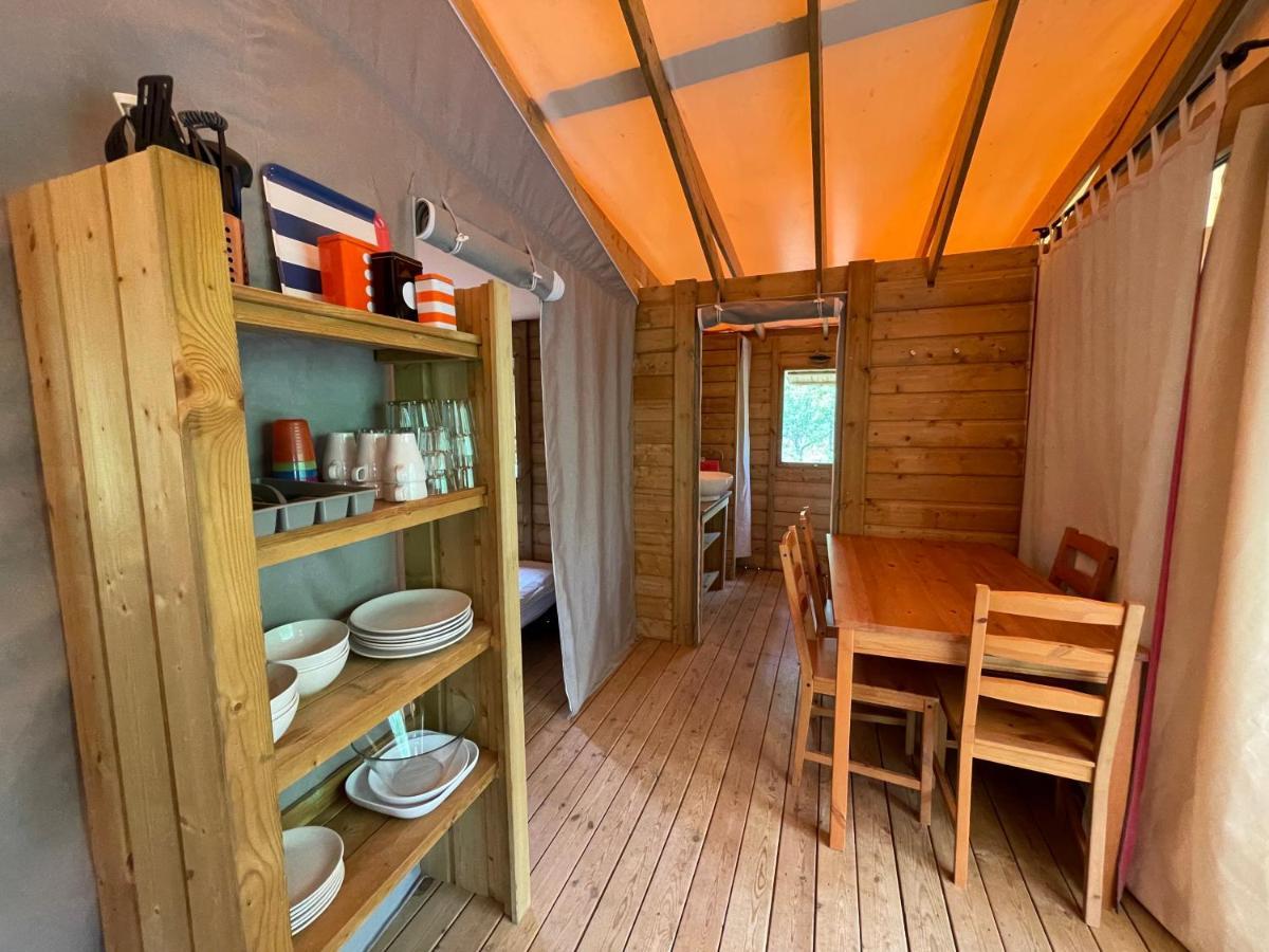 Lodges Du Bois Dodo - Ancien Camping De Bois Redon Septfonds Exterior photo